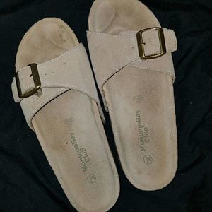 Great condition sandals